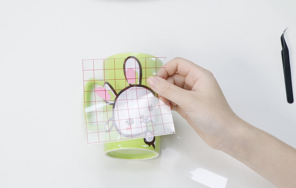 A Thorough Tutorial on Using Transfer Tape with Vinyl in 2023 HTVRONT