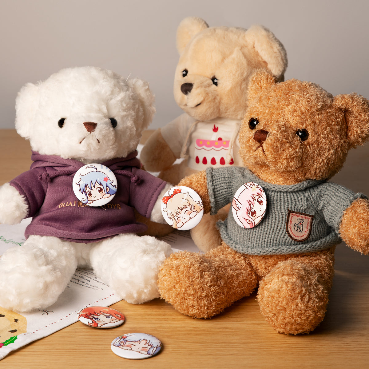 Badges, featuring female cartoon/anime characters